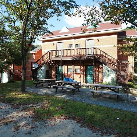 Hwangto Green Village Pension Йонгин Экстерьер фото