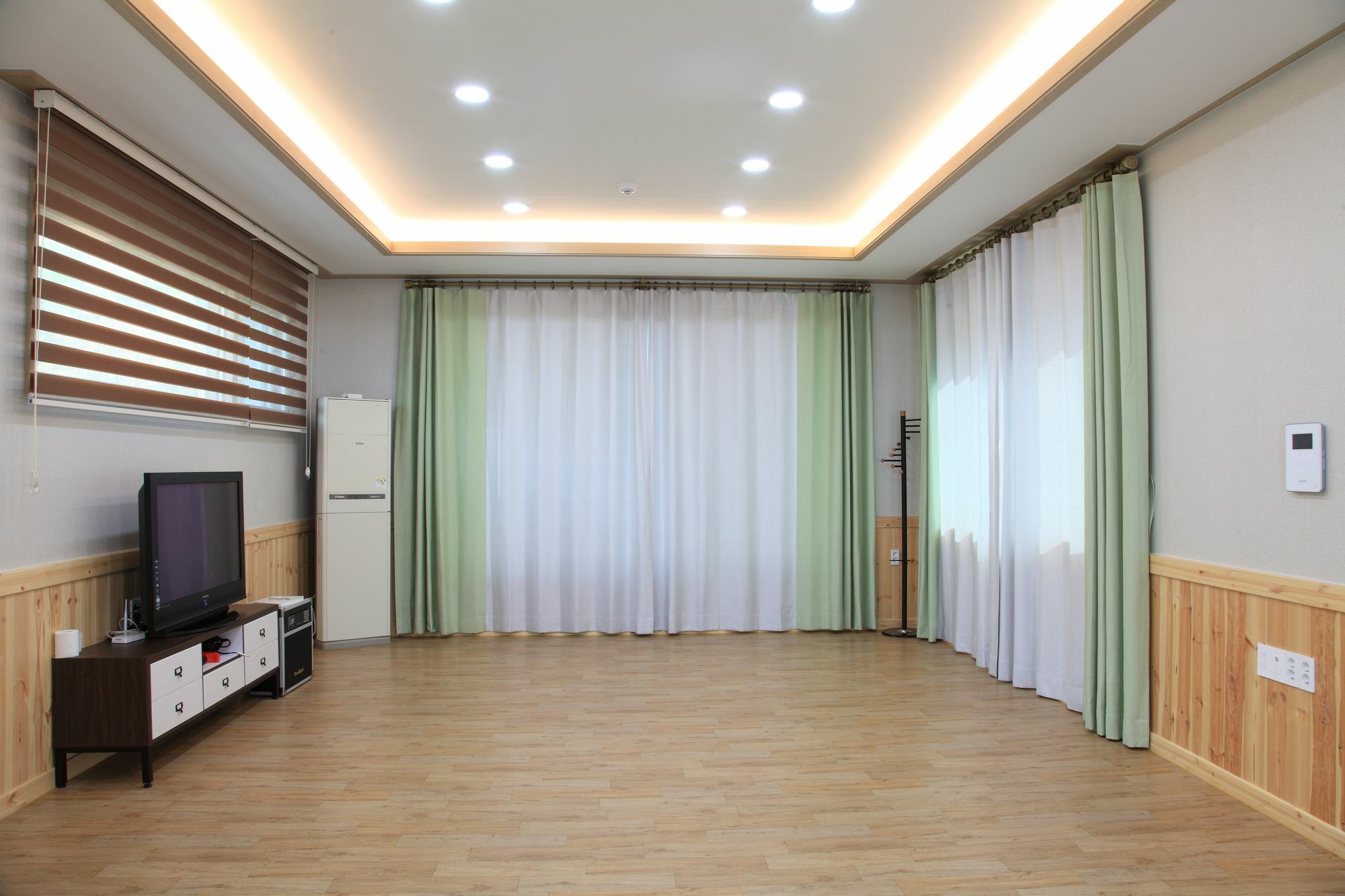 Hwangto Green Village Pension Йонгин Экстерьер фото